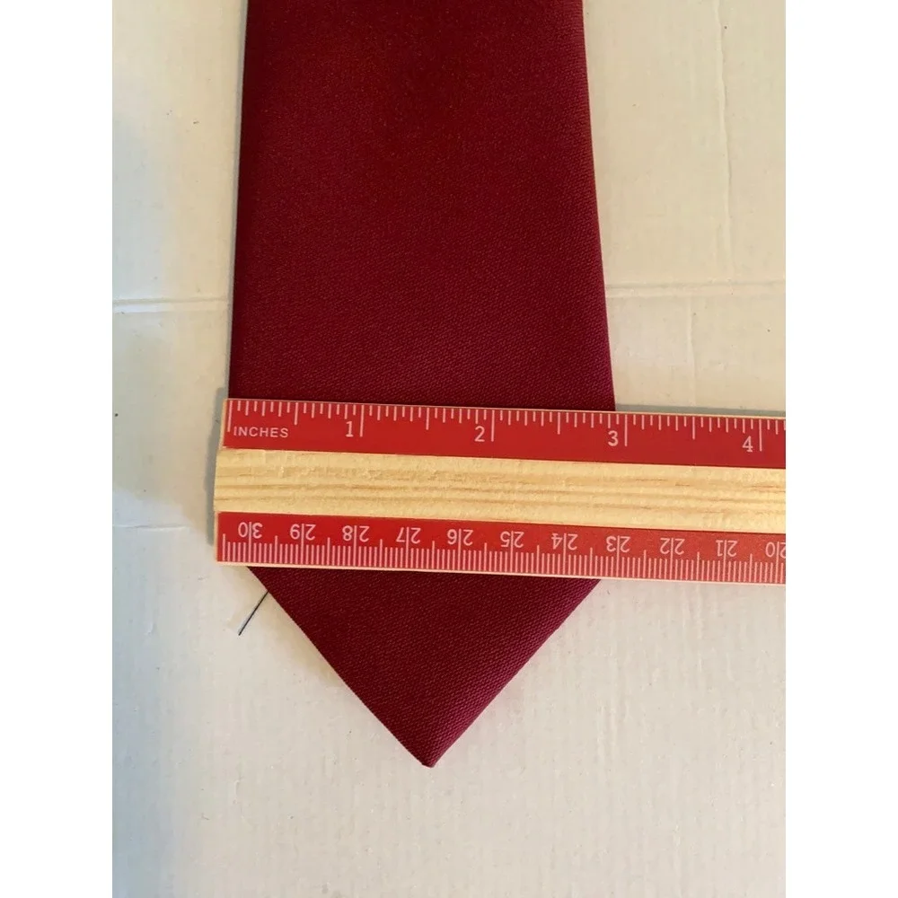 Sharps Freeman Limited Mens Burgundy Red Crested Necktie Made in England